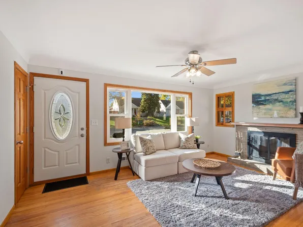 2221 Highland Pl, Minneapolis, MN 55421