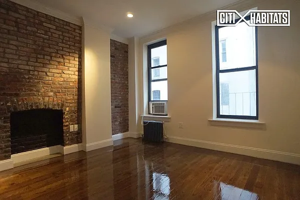 Rented by Citi Habitats | media 31