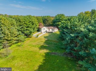 4226 Wolf Hill Dr, Hampstead, MD 21074