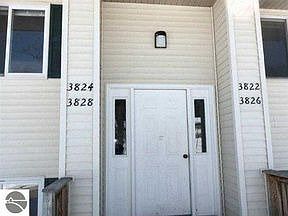 5th image of 3828 Vale Dr