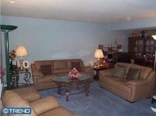 110 Carleton Ln, Mount Laurel, NJ 08054