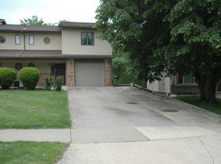 1822 N Ridge Dr, Coralville, IA 52241