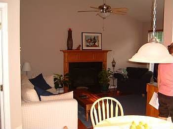 4th image of 300 Garden View Dr