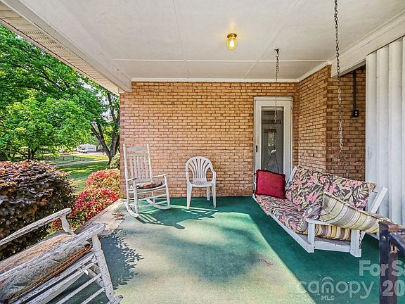 4th image of 350 Raleigh St NW