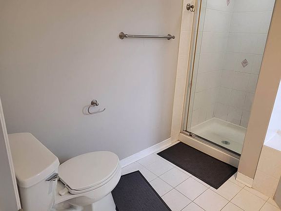 2nd image of 3280 Camberwell Dr