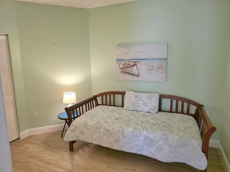 300 Uno Lago Dr #305 — Photo 24