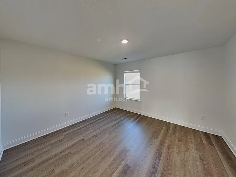 9022 Henley Ave — Photo 12