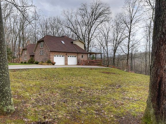 2nd image of 216 Timberland Cir
