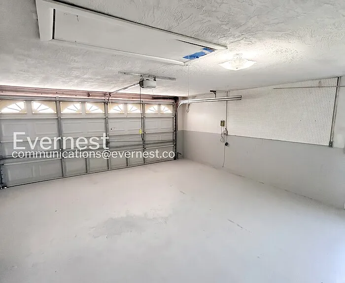 7810 Cayuga Dr — Photo 22