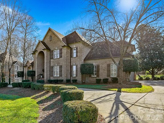 3rd image of 5201 Piper Glen Dr