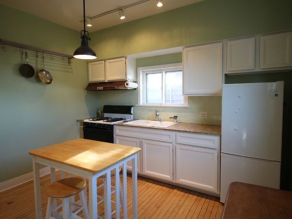 5th image of 1117 Florence Ave #1