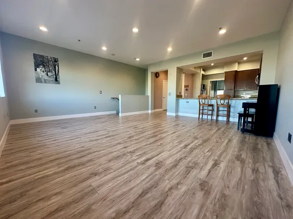 300 E 4th St Unit 407, Long Beach, CA 90802