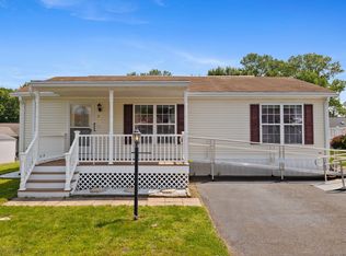 7 Rose Ct, East Windsor, CT 06088