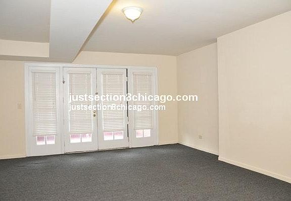 5th image of 5001 S Drexel Blvd Unit 203