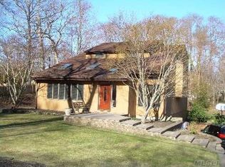 3 Cornell Rd, Shoreham, NY 11786