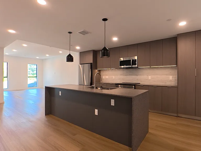 5119 Colfax Ave #201 — Photo 2