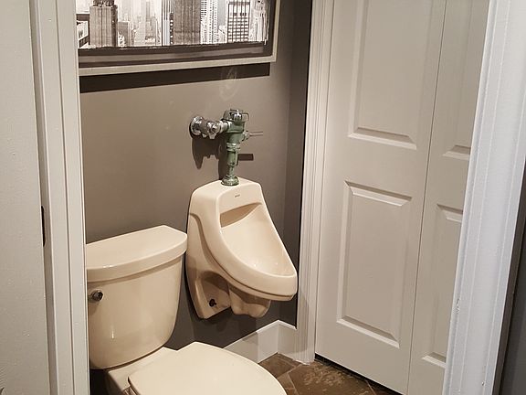 Powder room 1st floor