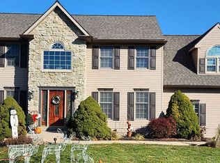 285 Trail Rd N, Elizabethtown, PA 17022