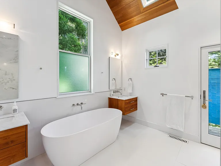 100 Cliff Dr — Photo 15