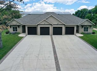 15640 Lakeshore Dr, Spirit Lake, IA 51360