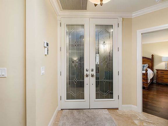 4th image of 2000 Royal Marco Way Unit 404