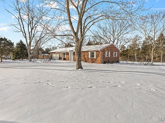 3rd image of 5255 Hillsboro Rd