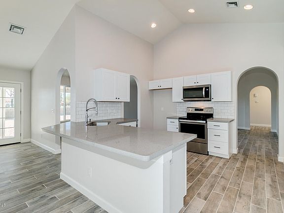 2nd image of 4614 N 106th Ave