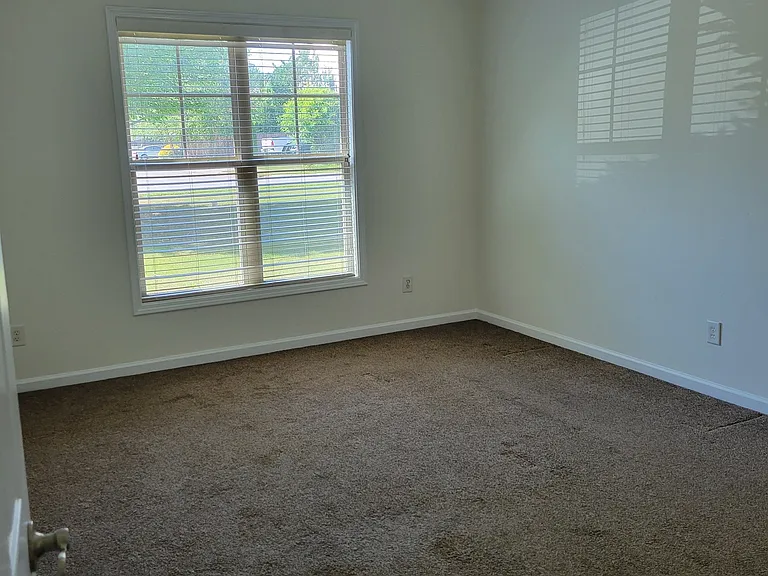 175 Spinner Dr — Photo 25