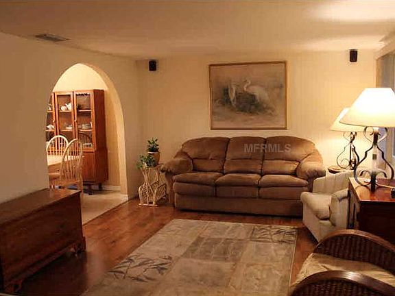 3rd image of 5533 Murdock Ave
