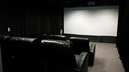 Rented by Chana Ofek, LREB