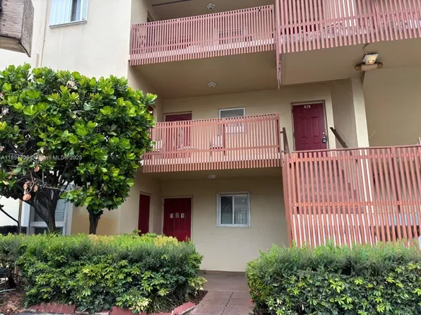 200 Waterway Dr S APT 101, Lantana, FL 33462
