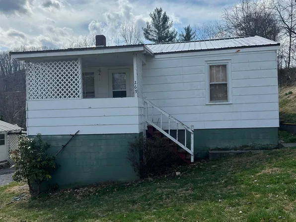 269 Vickey Dr, Richlands, VA 24641