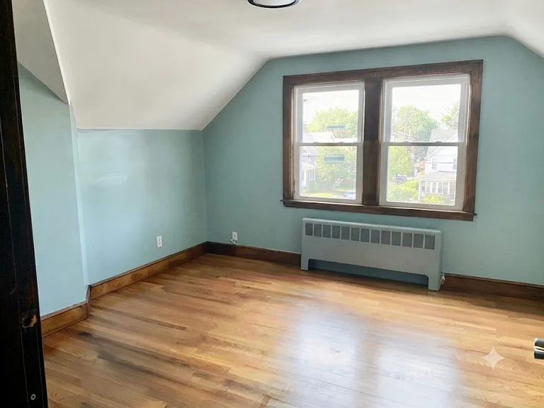 1125 Smith St — Photo 8