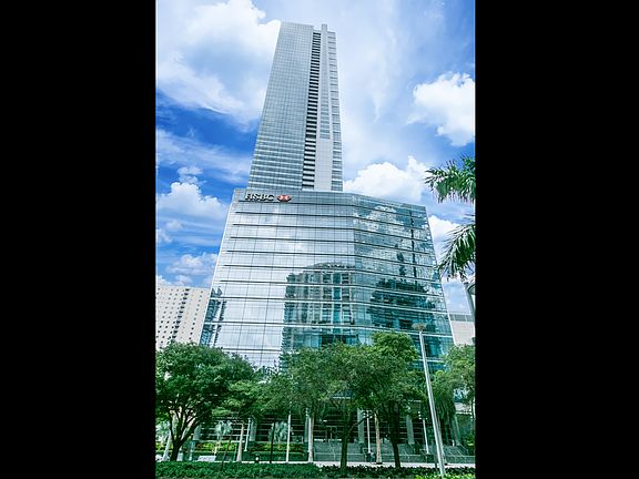 2nd image of 1435 Brickell Ave #320A