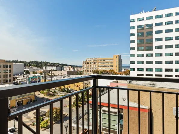 Marquee Apartments