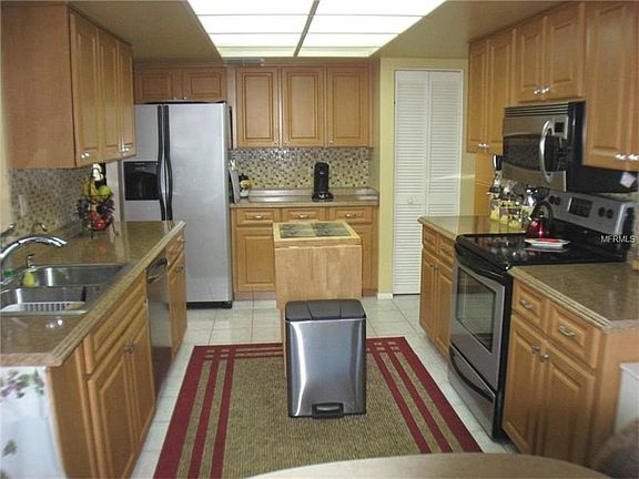 Beautiful Kitchen updates including Stainless Appliances