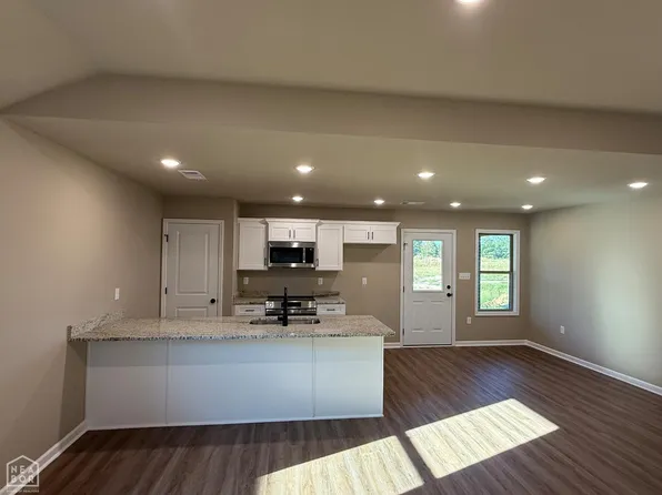 5628 Morgan Dr, Brookland, AR 72417
