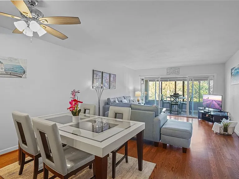 1750 Belleair Forest Dr #C20 — Photo 5