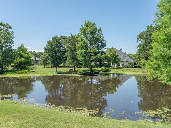 2nd image of 735 Copper Woods Ln