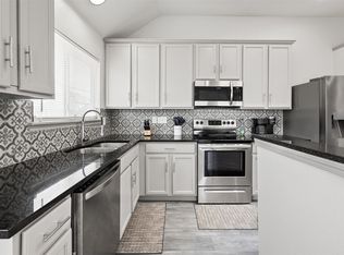 8205 Cedarcrest Ln, Fort Worth, TX 76123