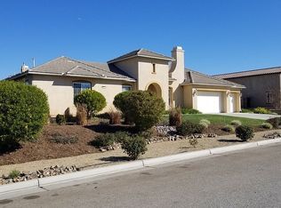 889 Highridge St, Riverside, CA 92506