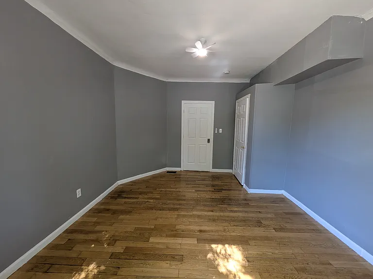 26 N 12th St #1 — Photo 9