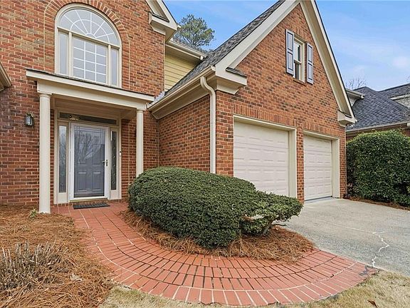 2nd image of 5425 Brooke Ridge Cir