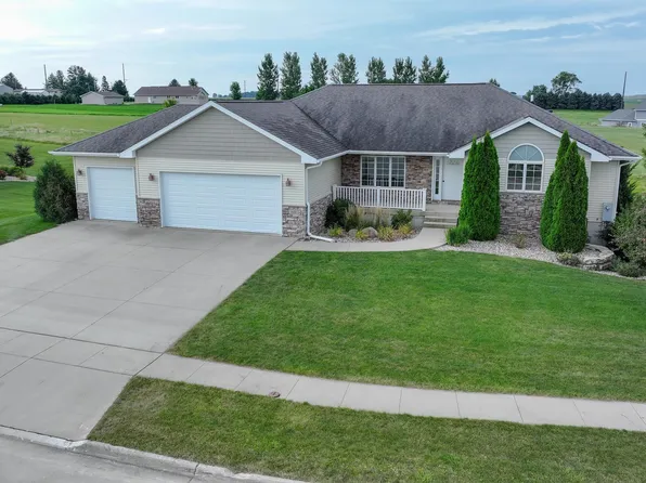 1610 Palmer Ct, Parkersburg, IA 50665