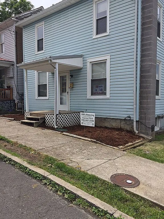 110 D St photo 1