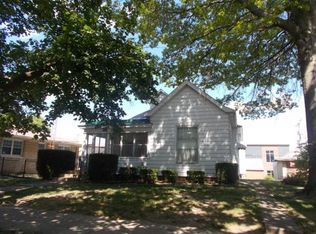 205 S Broadway St, Shelbyville, IL
