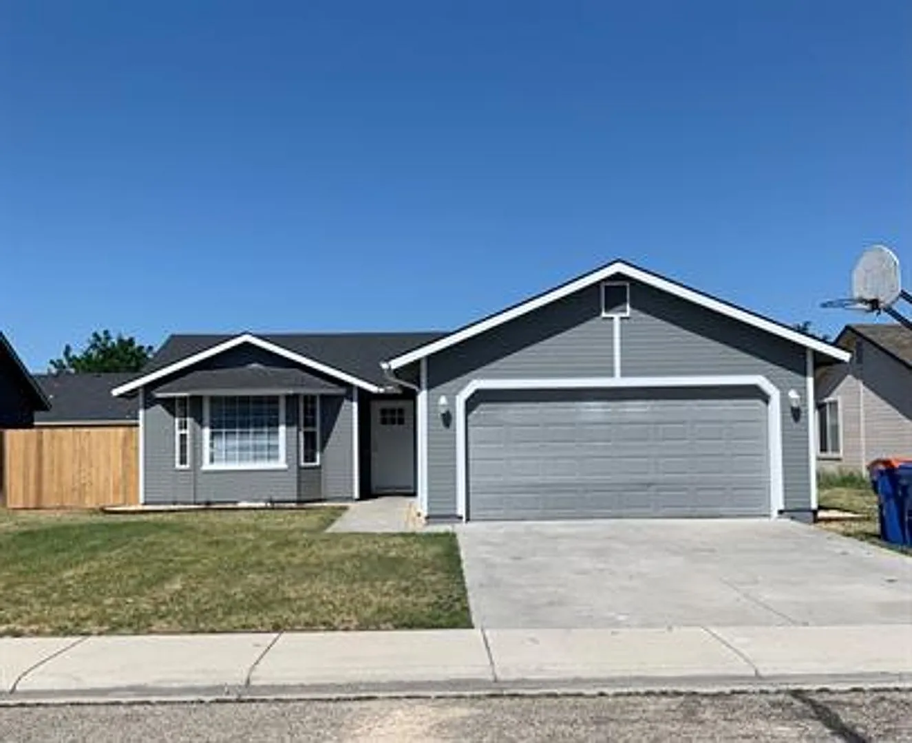South Boise 3 Bedroom Home — Photo 1