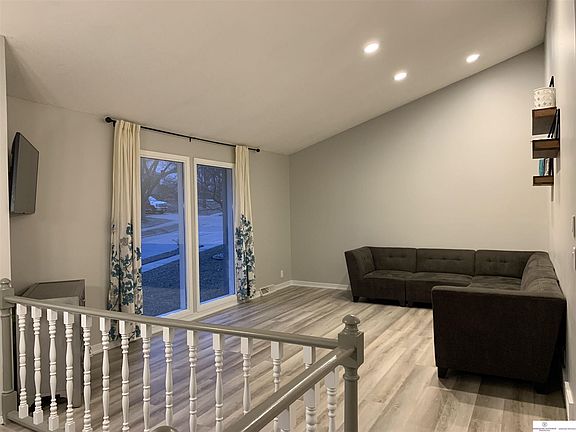 2nd image of 618 S 153rd Cir