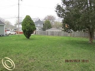 5th image of 204 South Ave