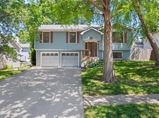 229 Debra St, Lansing, KS 66043